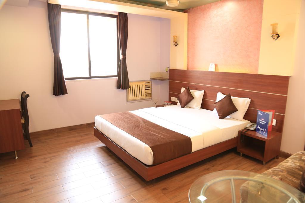 Hotel Panvel Palace Exterior foto