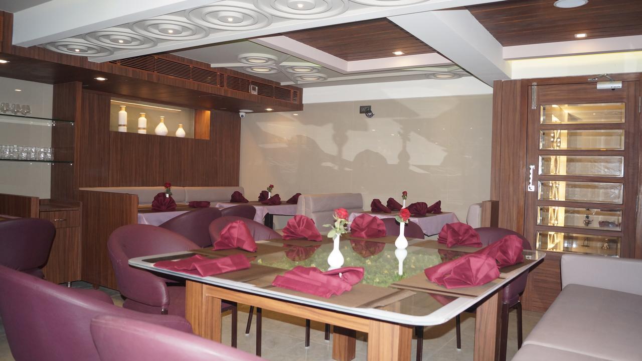 Hotel Panvel Palace Exterior foto